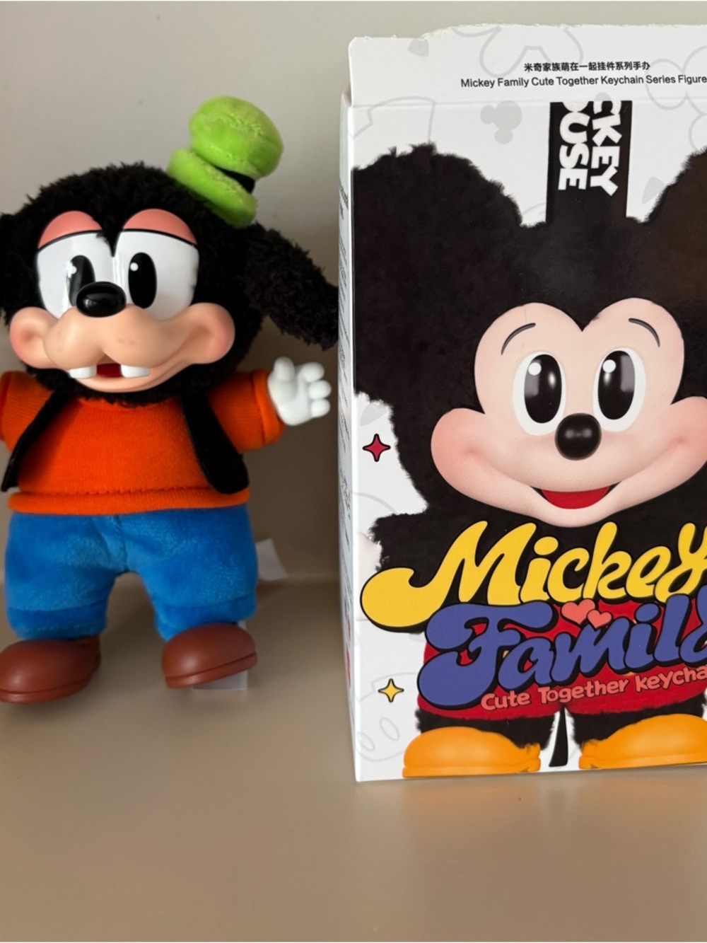 Mickey Family Plush Figure - Goofy